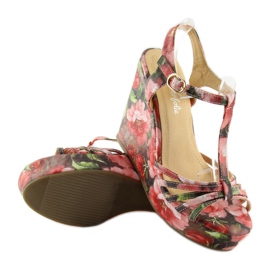 Kiila sandaalit YX-17 punainen 2 Kiila sandaalit YX-17 punainen 2