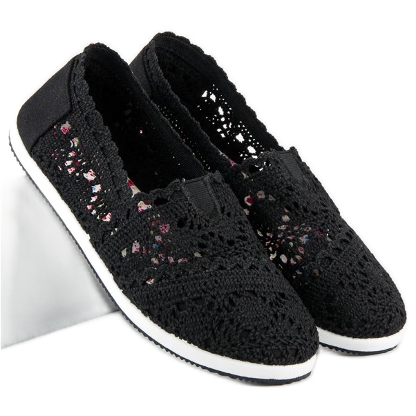 Mustat pitsiset balerinat 1