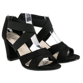 Filippo Mokkanahkasandaalit pylväässä musta 2