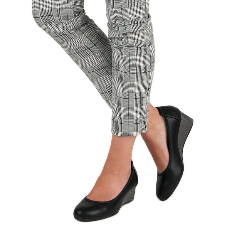 Pumput VINCEZA -kiilassa musta 1