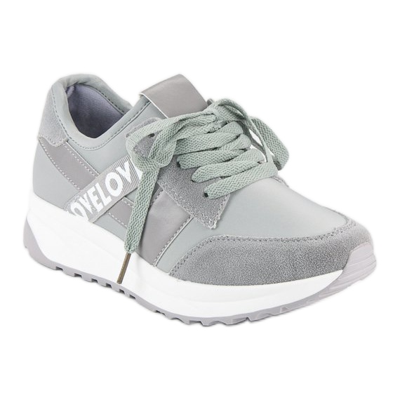 Harmaat urheilukengät 1