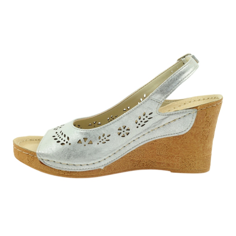 Gregors Naisten metalliset nahka sandaalit hopeakiiloille 709 2