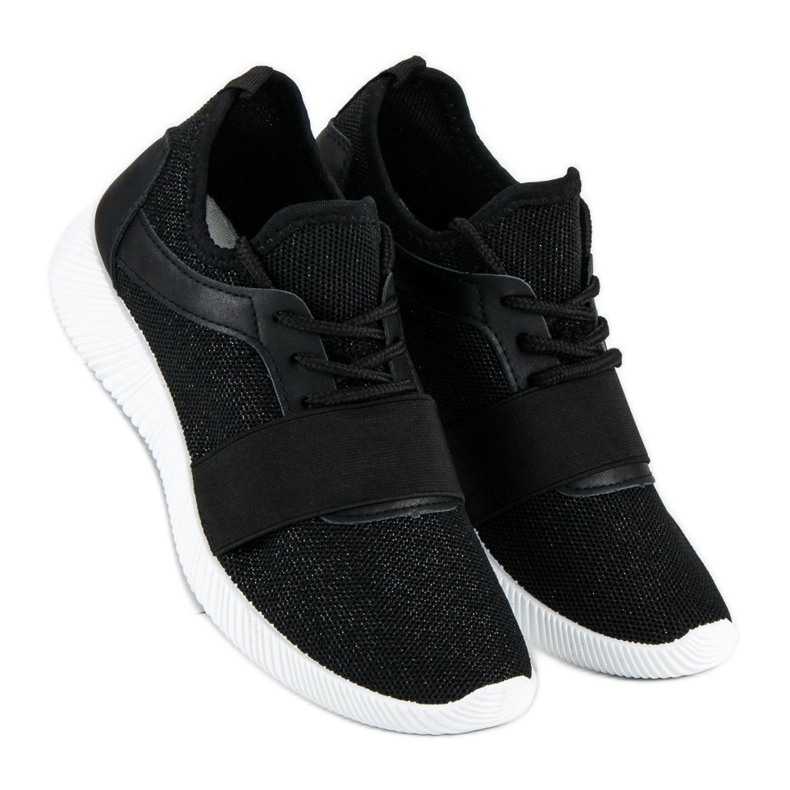 Mustat slip-on kengät 1