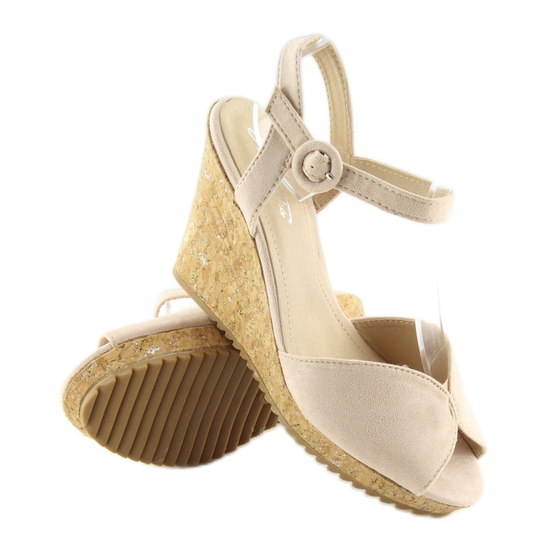 Beiget kiila sandaalit 3811-13 beige 2