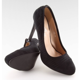 Musta mokkanahka pumput A325 musta 1