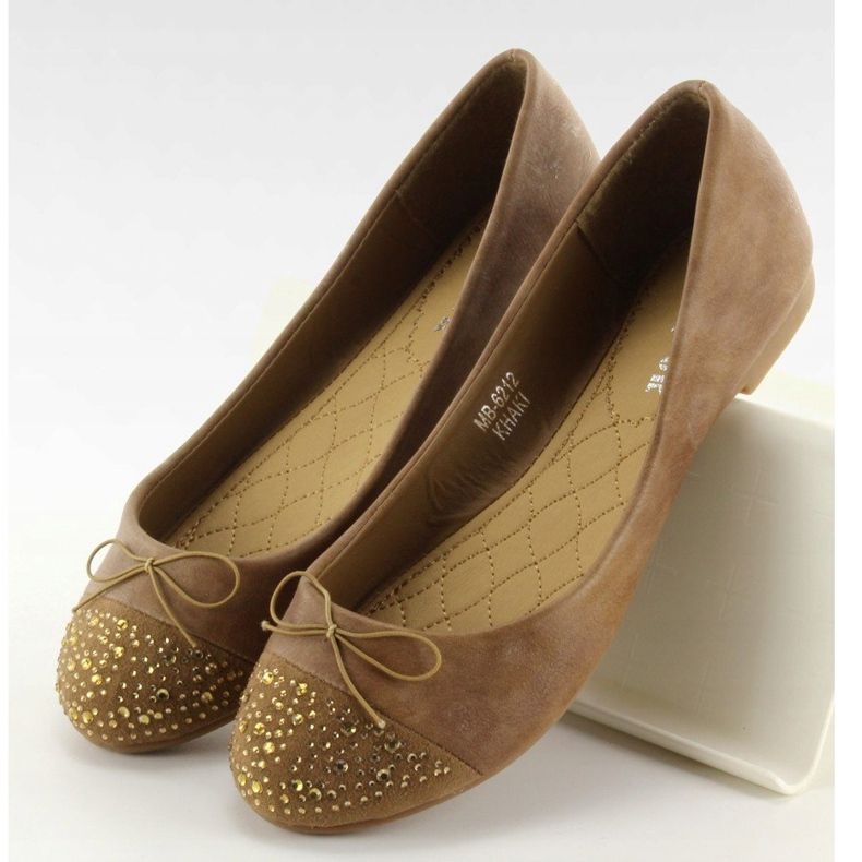 Balerinat MB-6212 khaki-suihkuilla 1