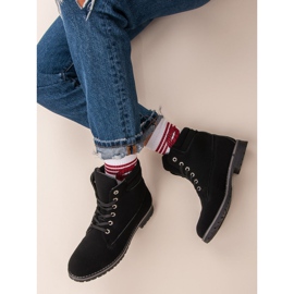 Klassiset naisten trapperit musta 1