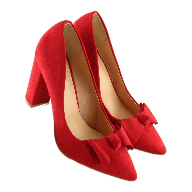 Pumput punaisessa pylväässä SY42 Red punainen 1