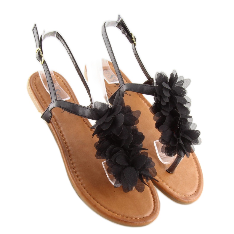 Mustat sandaalit kukilla CK36P Musta 2