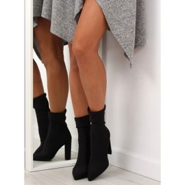 Mustat neopreeniset korkokengät NS028P 1