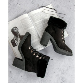 Seastar Nauhakenkä turkis musta 1