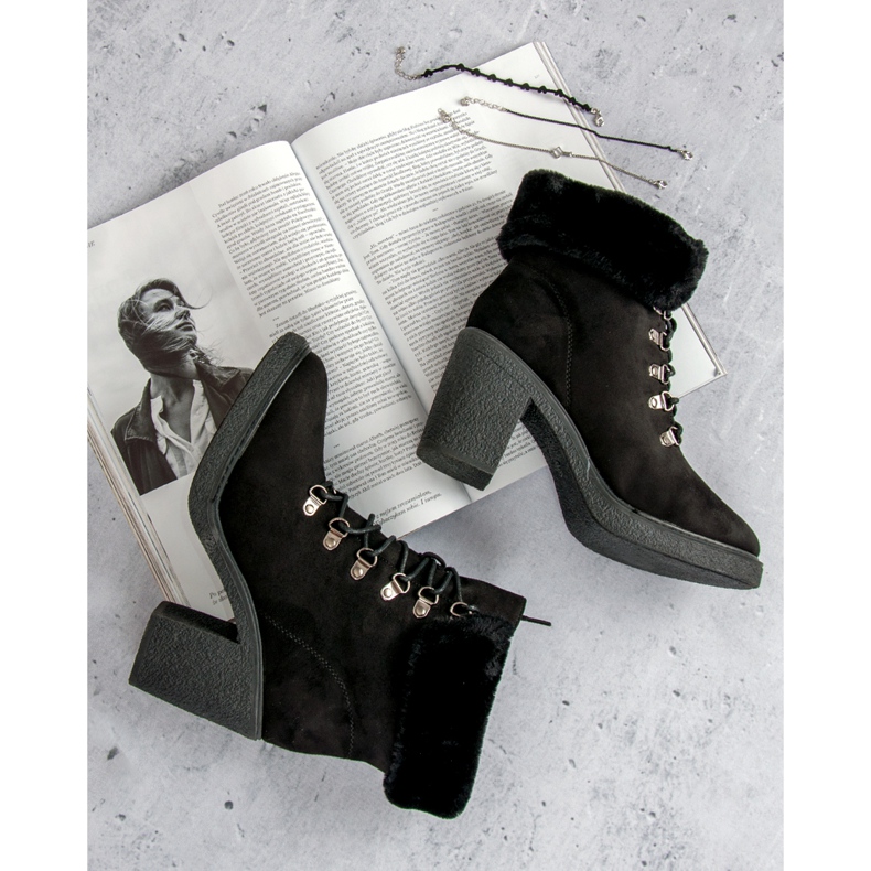 Seastar Nauhakenkä turkis musta 1