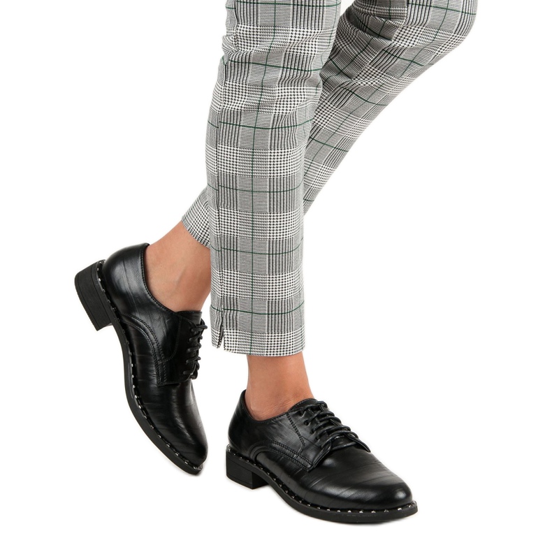 Mustat naisten kengät 2