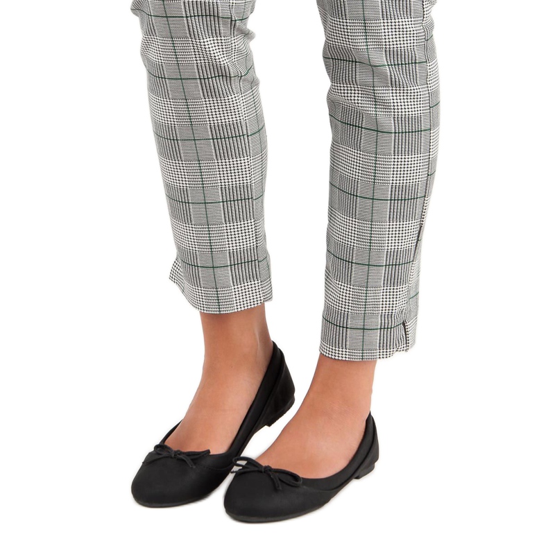 Lucky Shoes Mustat ballerinat 1