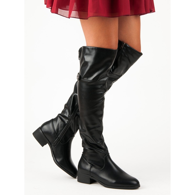 Mustat reisikorkeat saappaat vetoketjulla 2