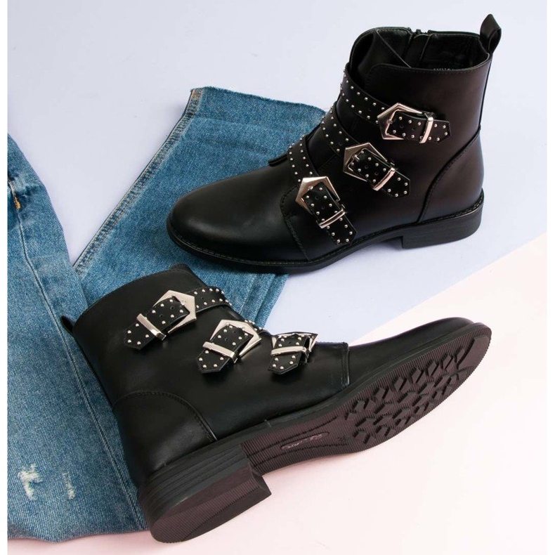 Tyylikkäitä VINCEZA -työntekijöitä musta 1