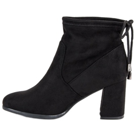 Korkeakorkoiset mokkanahkaiset nilkkurit musta 1