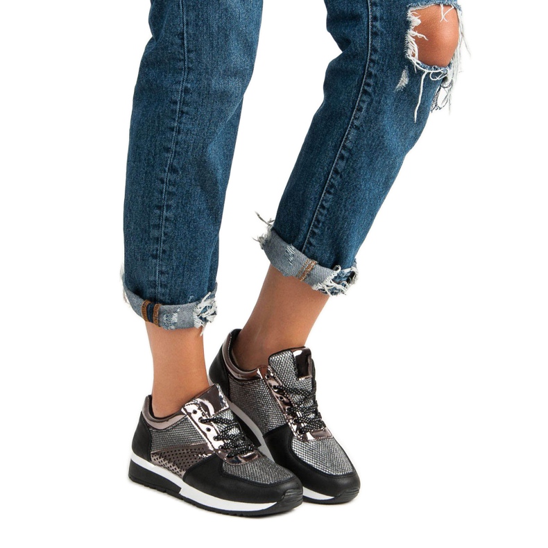 Tyylikkäät urheilukengät musta 1