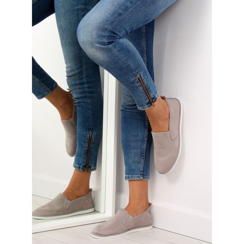 Harmaat lenkkarit LA08P Harmaa 1