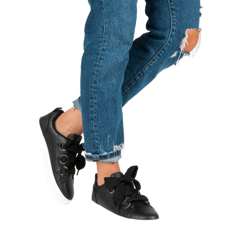 Super Me Mustat pitsitossut 2