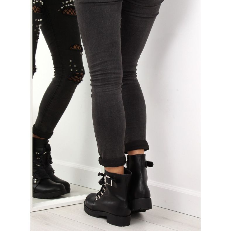 Mustat saappaat ja nauha musta FC-H125 musta 1