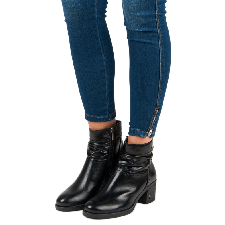 VINCEZA mustat naisten saappaat 1