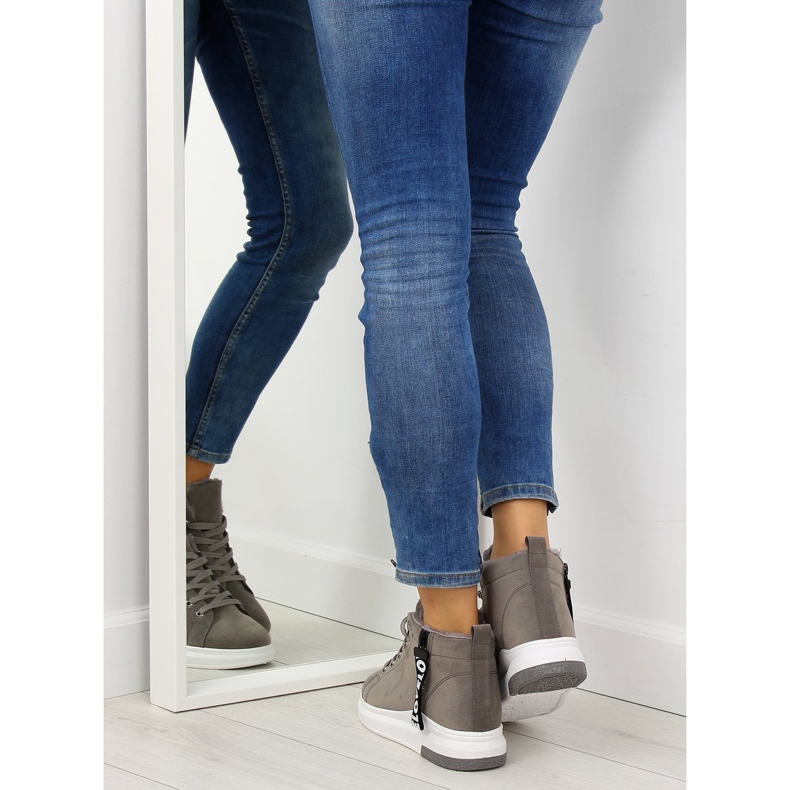 Harmaat eristetyt lenkkarit 2018-67 harmaa 2