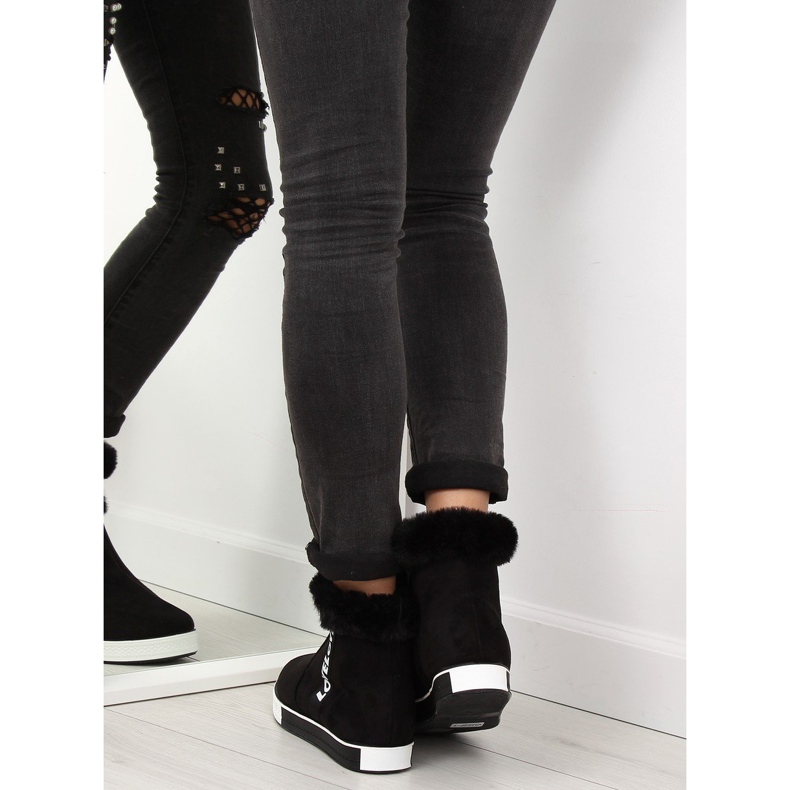 Mustat nilkkakorkeat tennarit NB252P 1