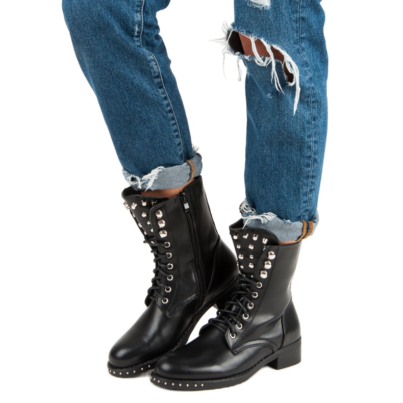 Seastar Kivisaappaat töissä musta 1