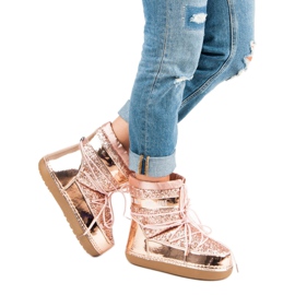 Muodikkaita vaaleanpunaisia ​​lumisaappaita vaaleanpunainen 2