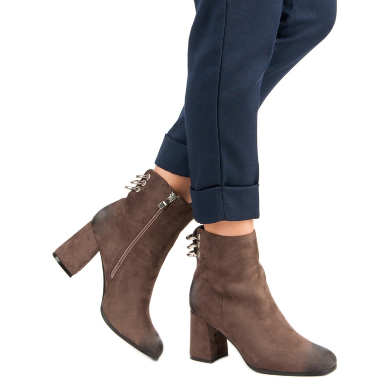 Tyylikkäät saappaat VINCEZA -postauksessa ruskea 1