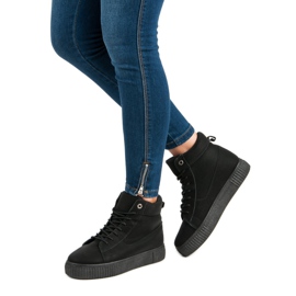 SDS Mustat urheilulliset nilkkurit 1