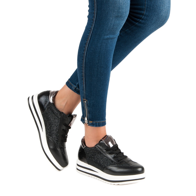 Fama Muodikkaat lenkkarit musta 1