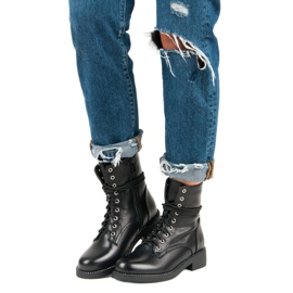 Super Me Mustat solmitut laukut 1