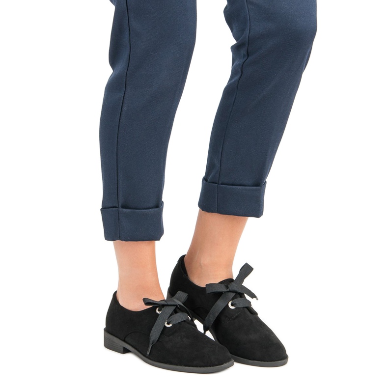 Mustat sidotut VICES -kengät 1 Mustat sidotut VICES -kengät 1