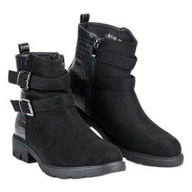 Kayla Mustia työntekijöitä musta 1