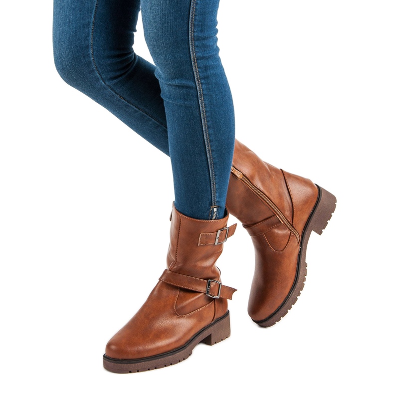 Työntekijät ruskea 1