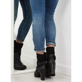 Mustat korkokengät C386 Musta 1