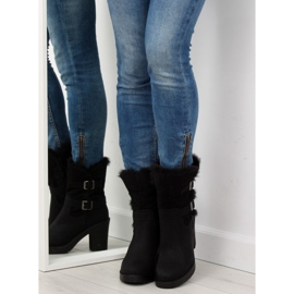 Mustat puolisaappaat korkokengät T119 Musta 1