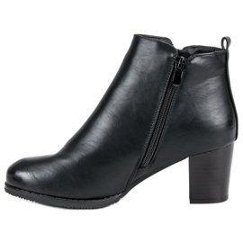 J. Star Klassiset korkokengät musta 1