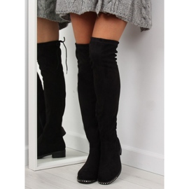 Musta mokkanahkainen saappaat NS020P musta 2 Musta mokkanahkainen saappaat NS020P musta 2