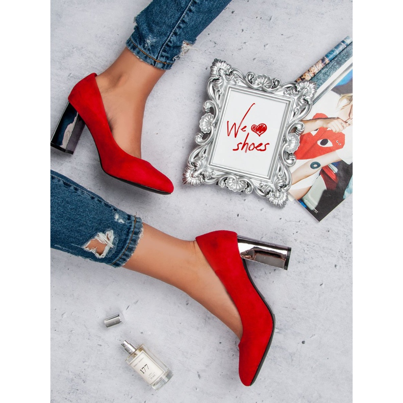 Mokka punaiset pumput punainen 1