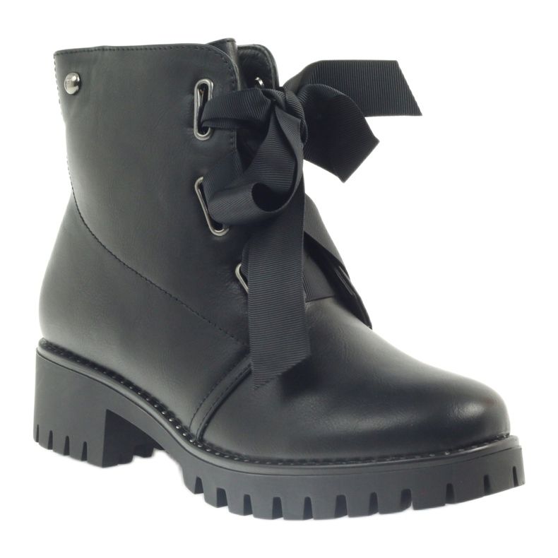 Filippo mustat sidotut työntekijät 1