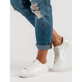 Valkoiset lenkkarit valkoinen 1