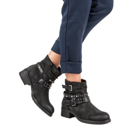 VINCEZA Black Workers musta 1