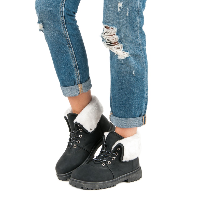 Mustat ankkurit turkista 2