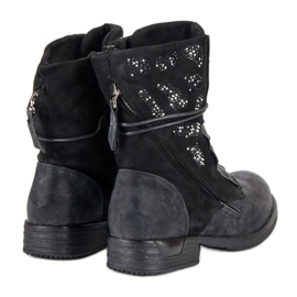 Kayla Muodikkaita työntekijöitä musta 2