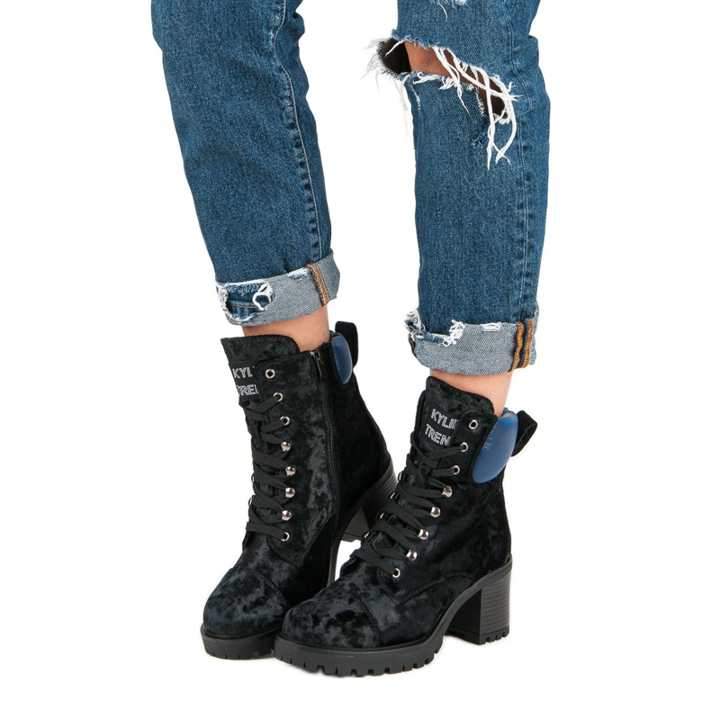 Kylie Velour -työntekijät musta 1