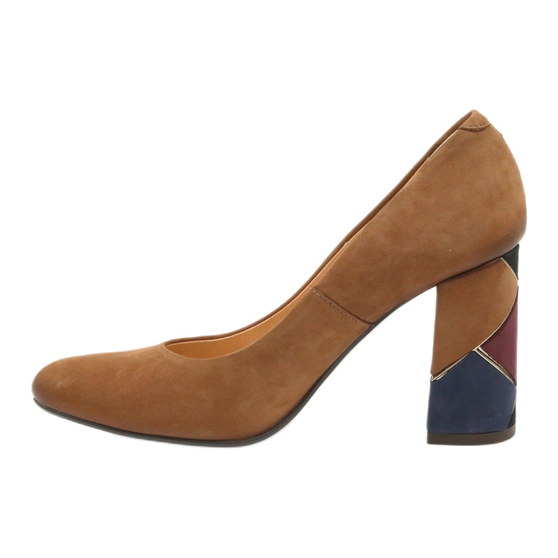 Espinto -muodolliset pumput punaiset pumput koristeellisessa pylväässä ruskea 2