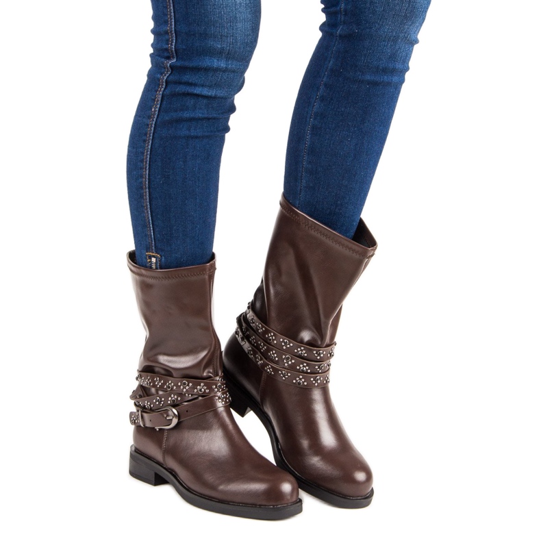 Small Swan Ruskeat työntekijät 1